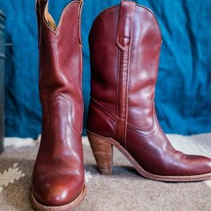Vintage Frye Western Cowgirl Boots Size 8B Cognac